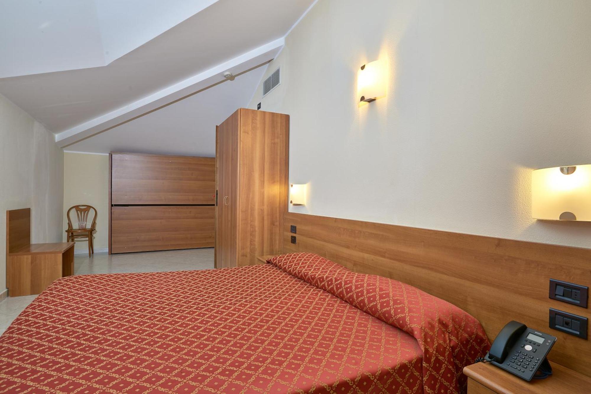 Hotel Careni Villa Italia Finale Ligure Εξωτερικό φωτογραφία